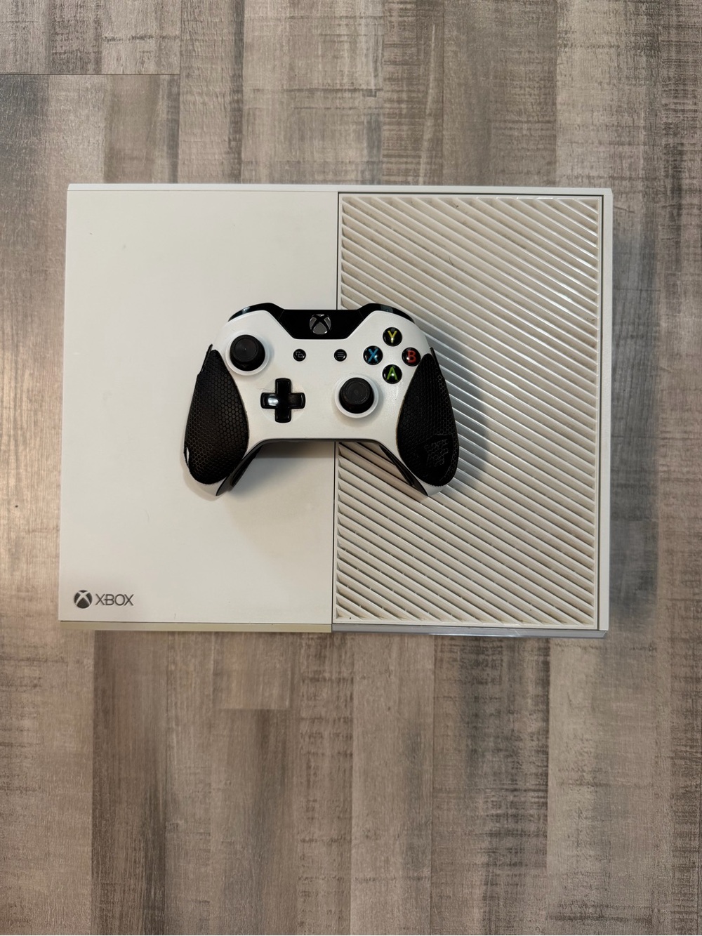 Microsoft Xbox One White Console Model 1540 w/ Wireless Controller Tested